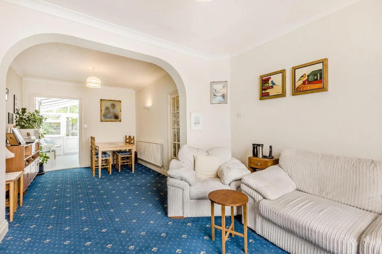 Dudley Road, Ashford, Surrey, TW15 2LE, photo 5