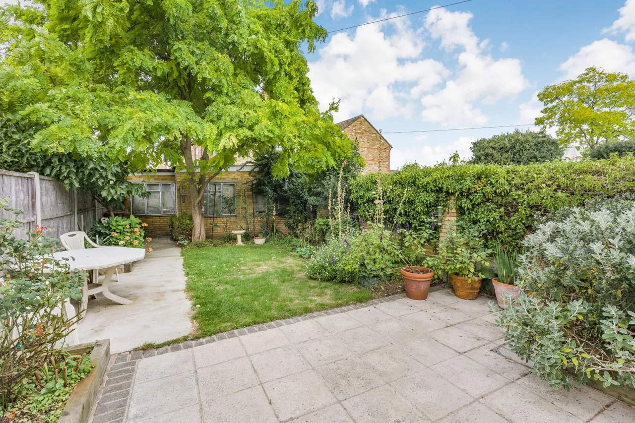 Dudley Road, Ashford, Surrey, TW15 2LE, photo 15
