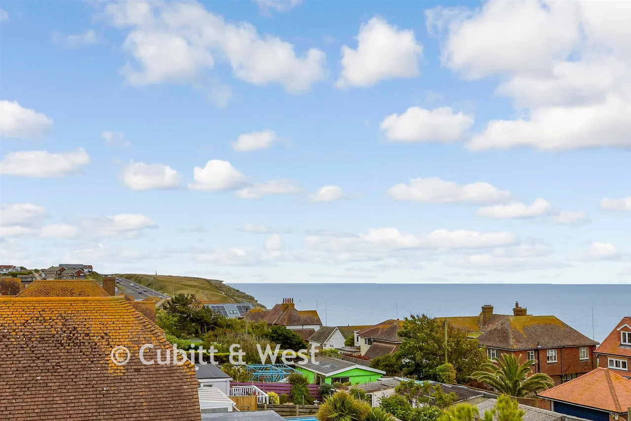 1 bed flat for sale, Longridge Avenue, Saltdean, BN2