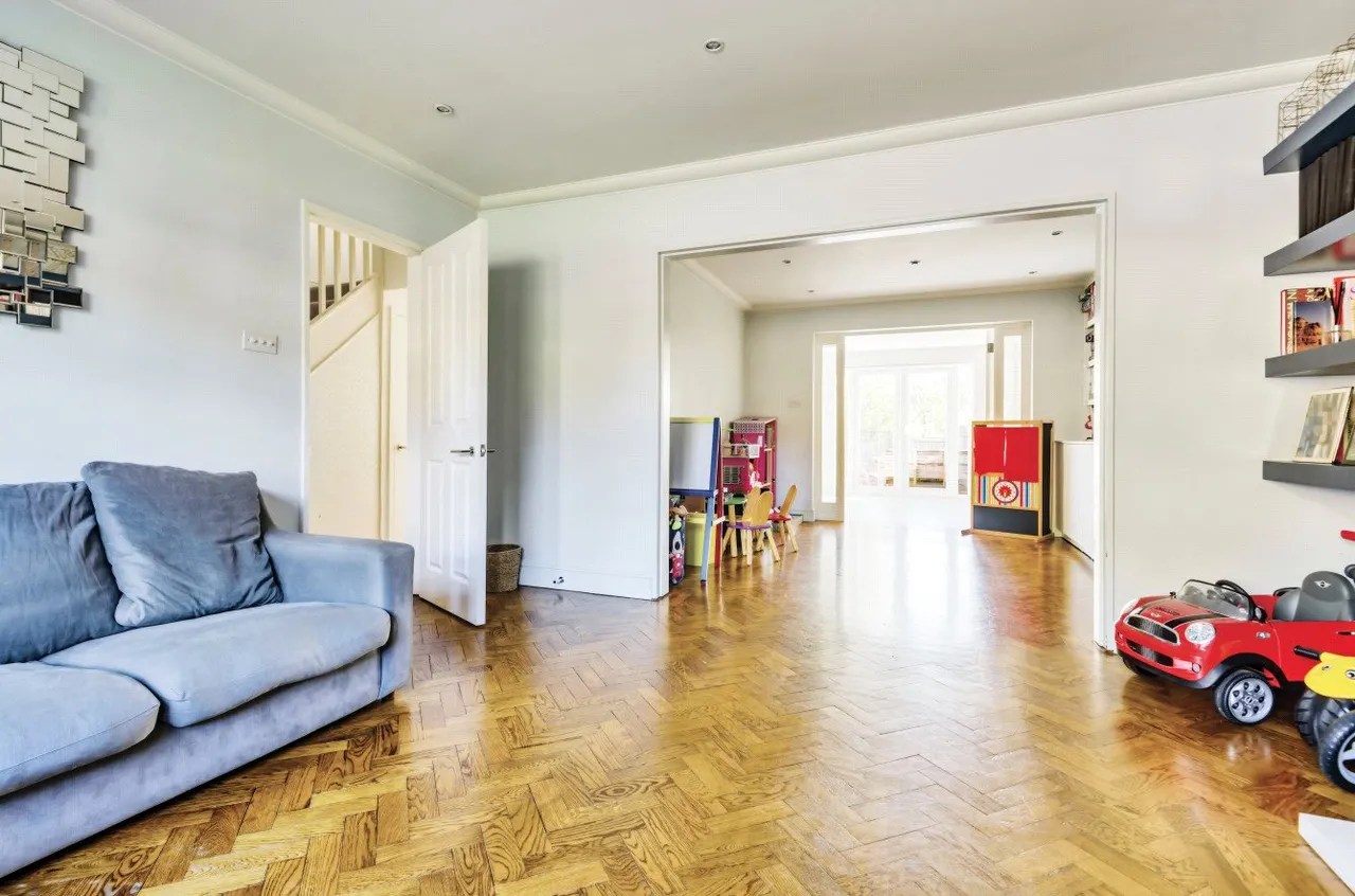 Southway, Totteridge, London, N20 8DD, photo 4