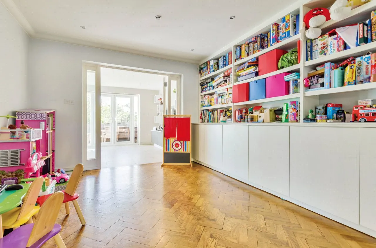 Southway, Totteridge, London, N20 8DD, photo 5