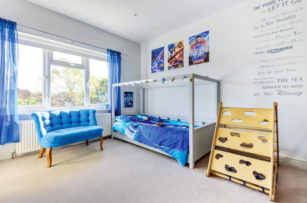 Southway, Totteridge, London, N20 8DD, photo 17