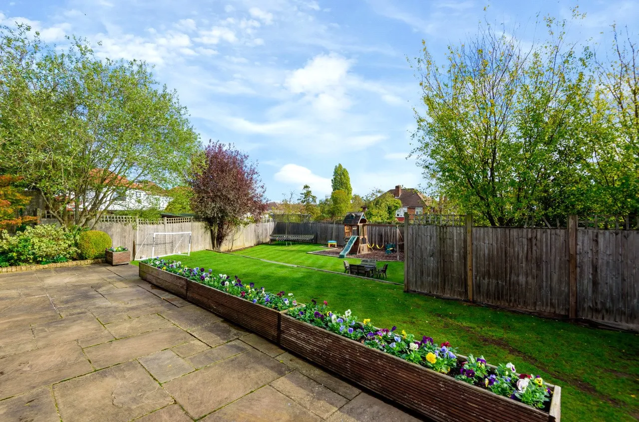 Southway, Totteridge, London, N20 8DD, photo 20