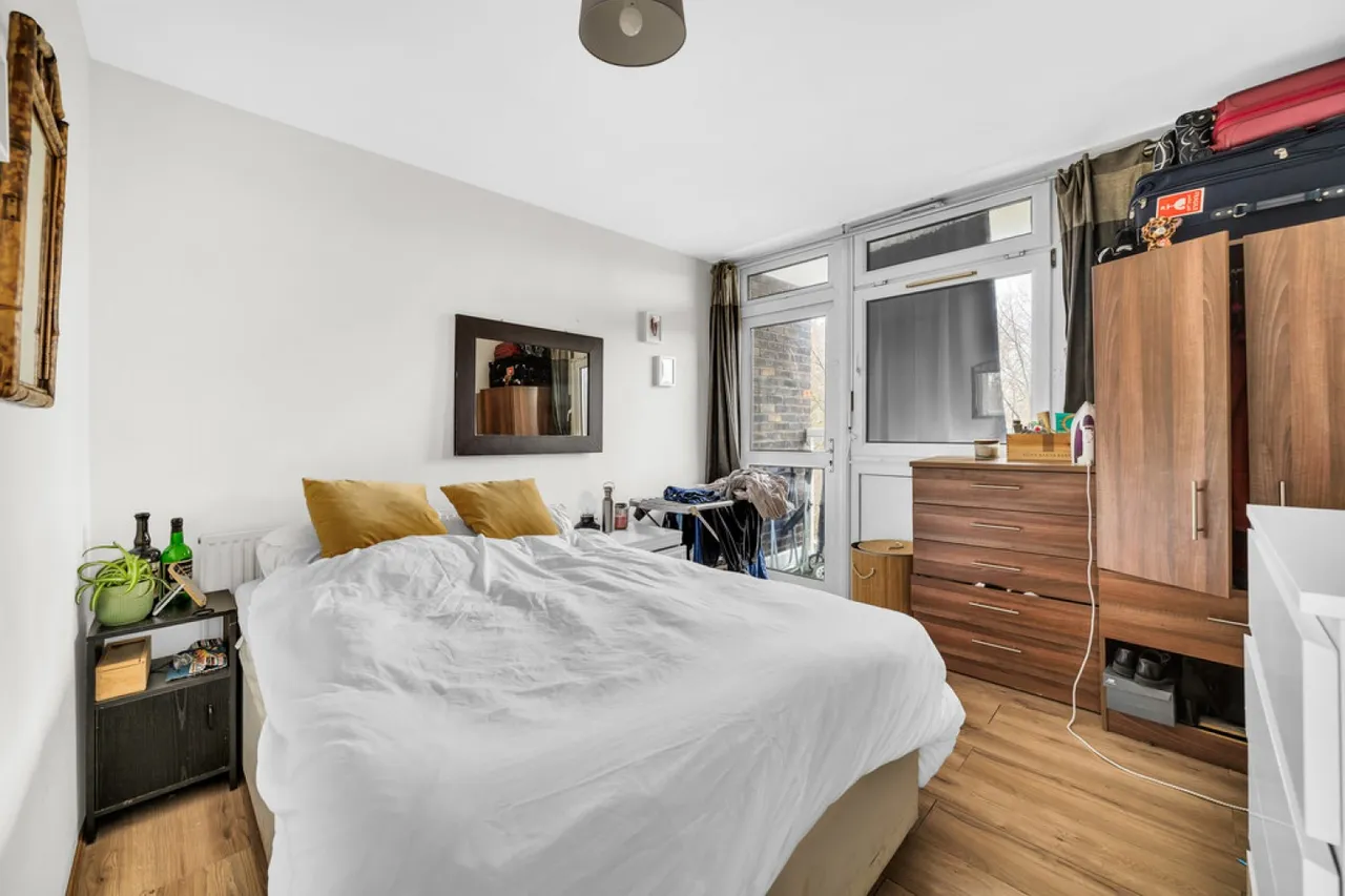 Henty Close, Battersea, photo 10