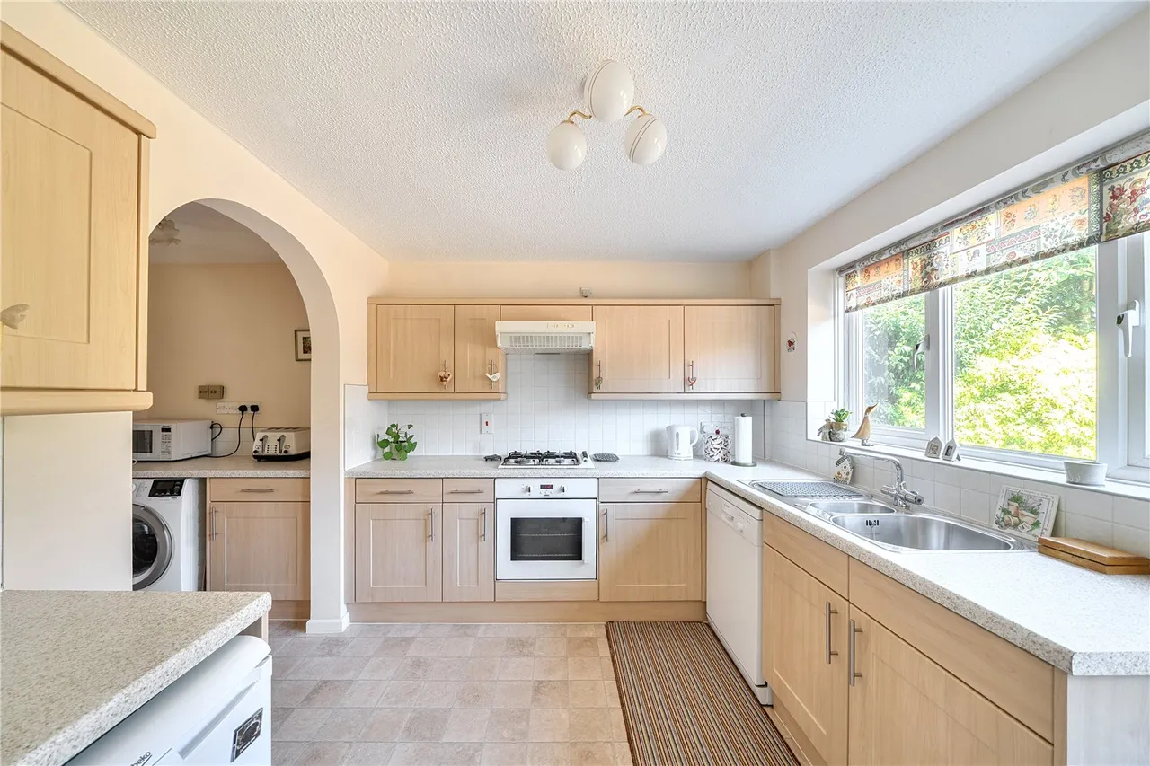 Prince Road, Rownhams, Southampton, Hampshire, SO16 8LB, photo 4