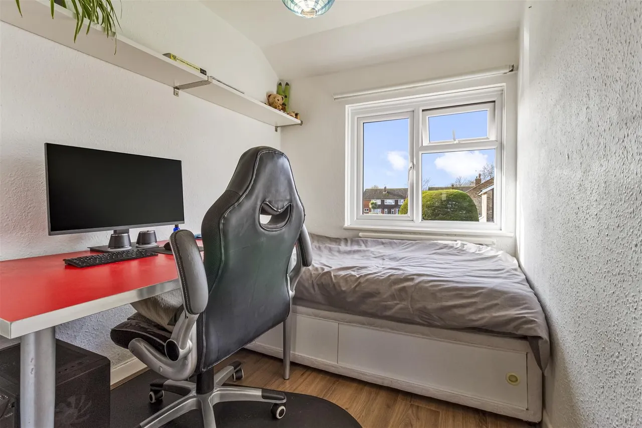 Lincoln Road, Worthing, photo 20