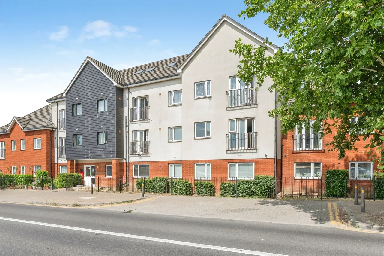 New Road, Rainham, photo 4