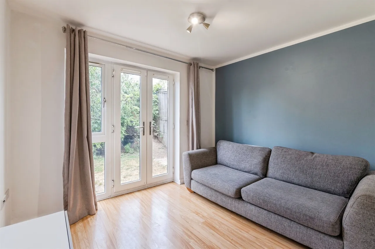 New Road, Rainham, photo 9