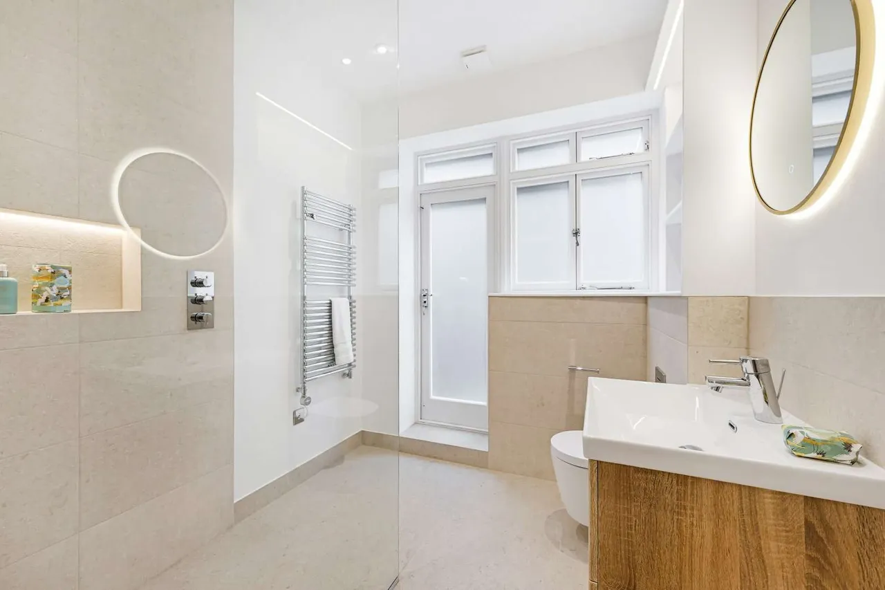 Wheatley Street, London, W1G, photo 5