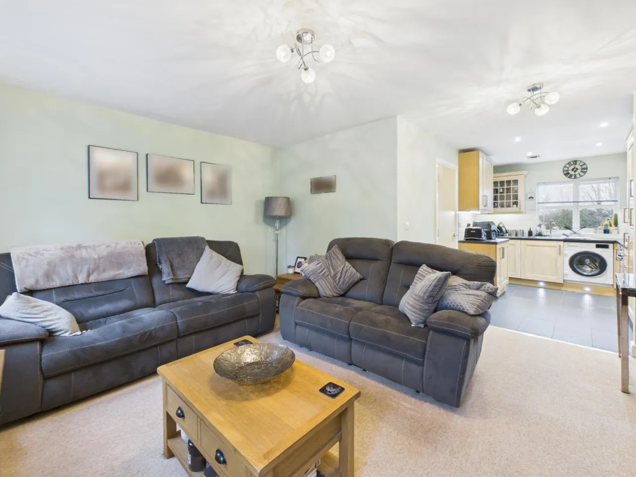 Ursuline Way, Crewe, photo 4