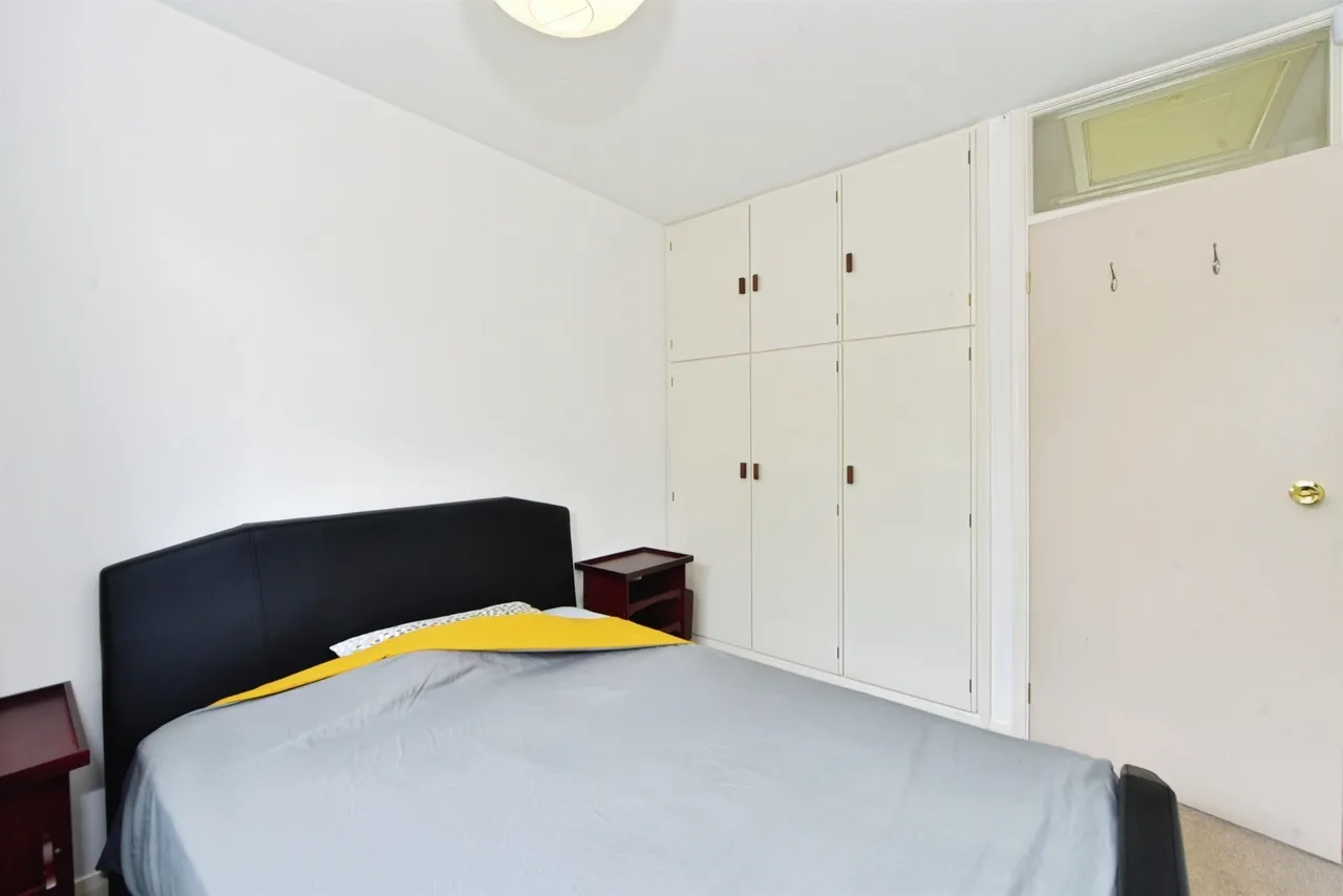 Mansfield Road, Aston, S26, photo 11