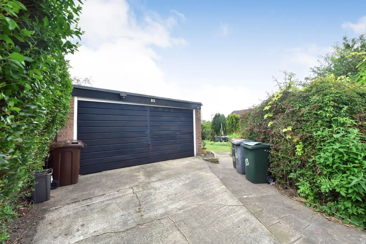 Mansfield Road, Aston, S26, photo 20