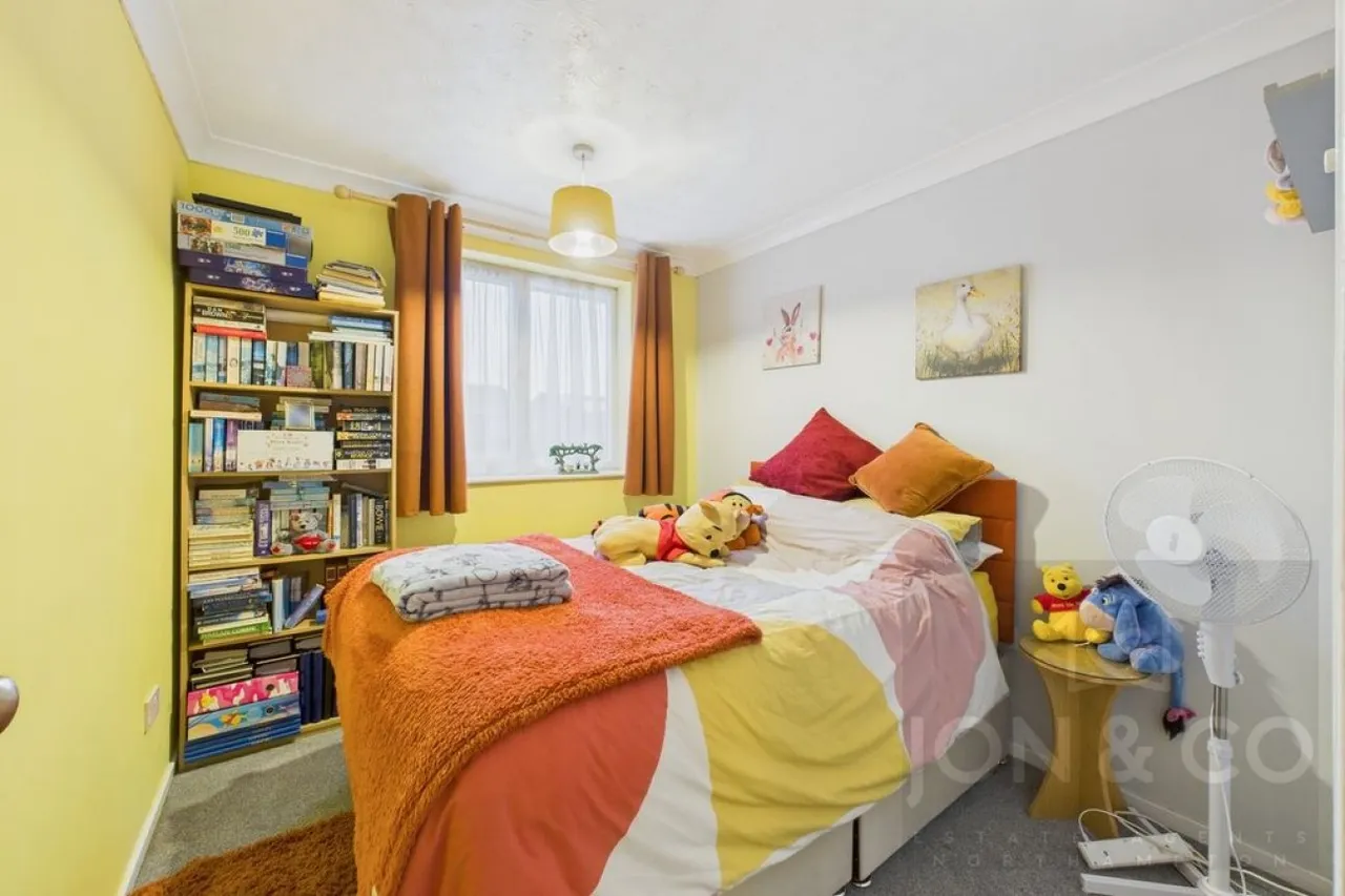 Underbank Lane, Moulton, NN3, photo 13