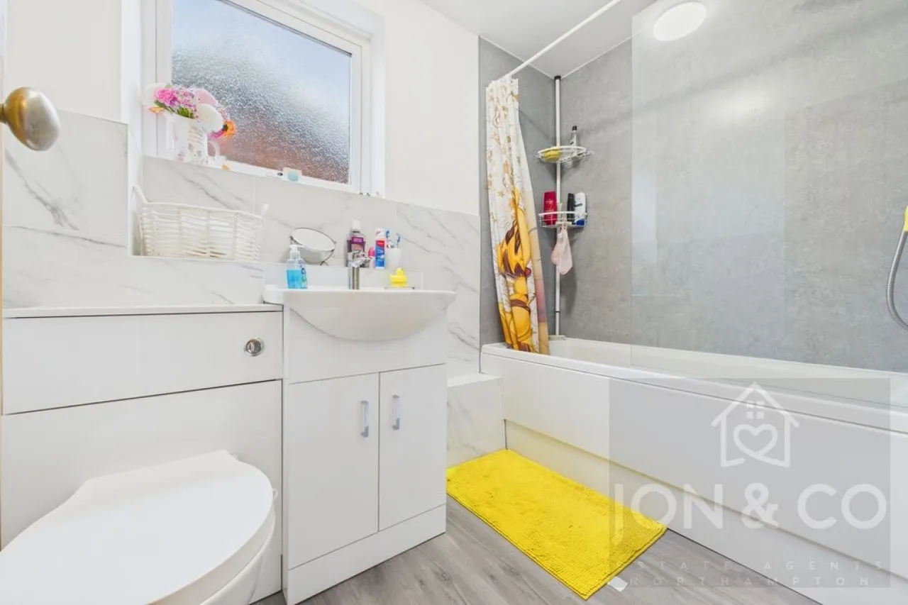 Underbank Lane, Moulton, NN3, photo 19