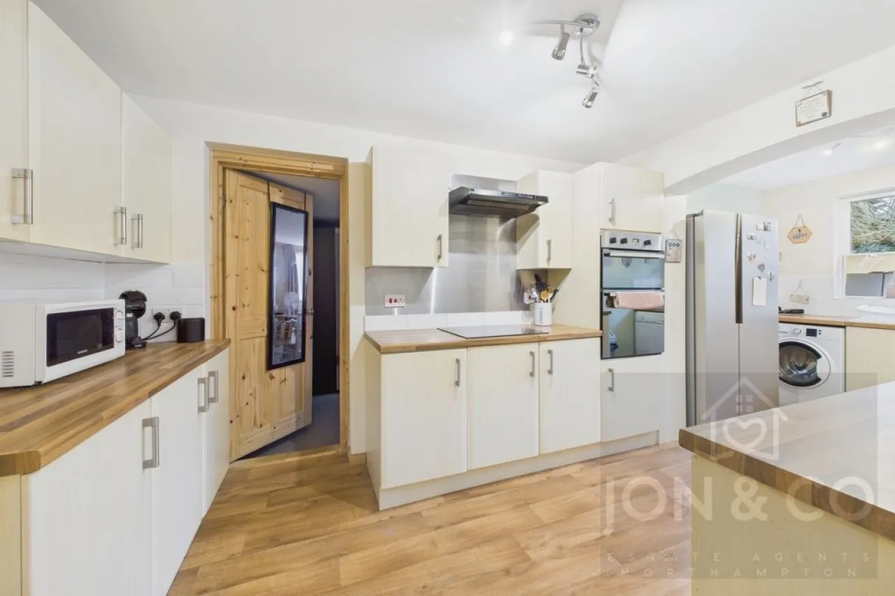 Underbank Lane, Moulton, NN3, photo 5