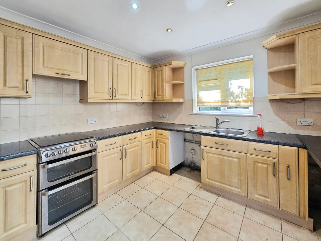 Vale Road, Ash Vale, Surrey, GU12 5HH, photo 3