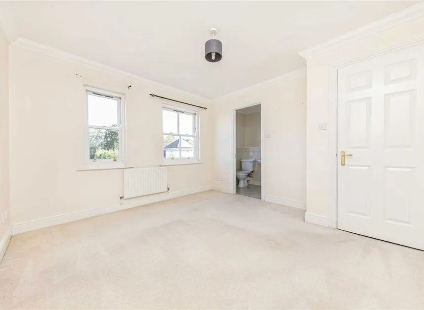 Admiralty Way, Teddington, TW11, photo 6