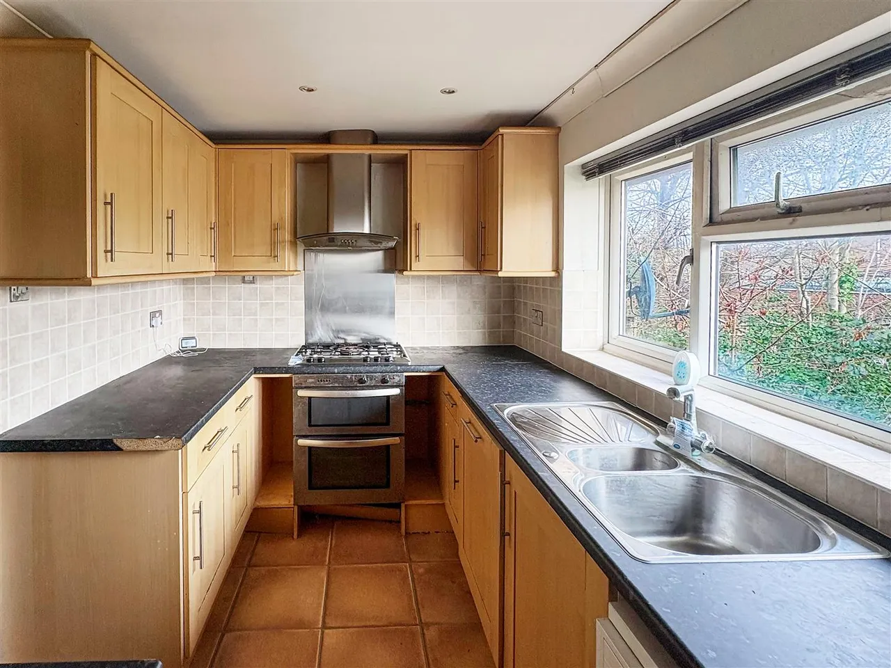 Allangate Drive, Rustington, BN16, photo 3