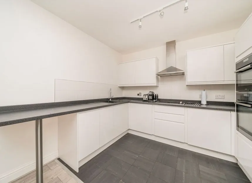 Sage Yard, Surbiton, KT6, photo 3