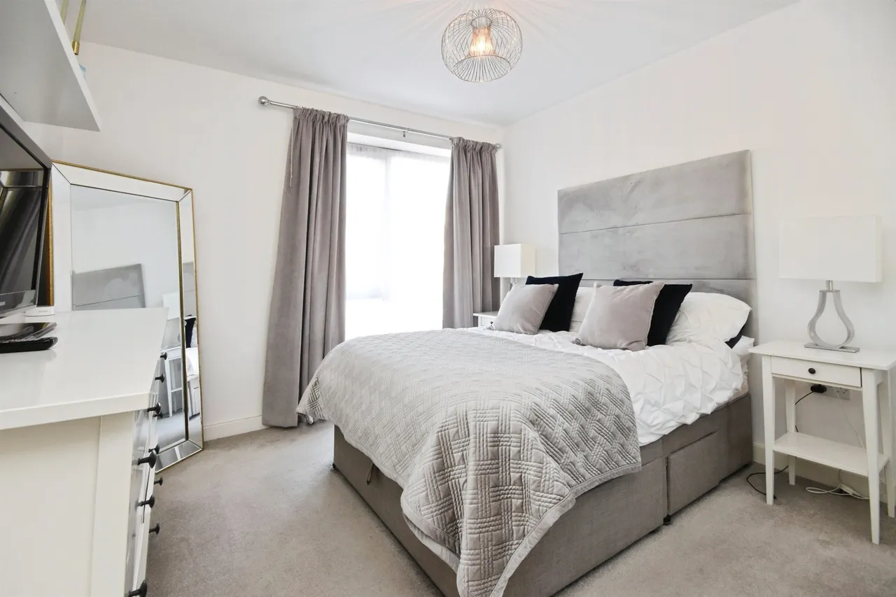 Safflower Lane, Romford, photo 11