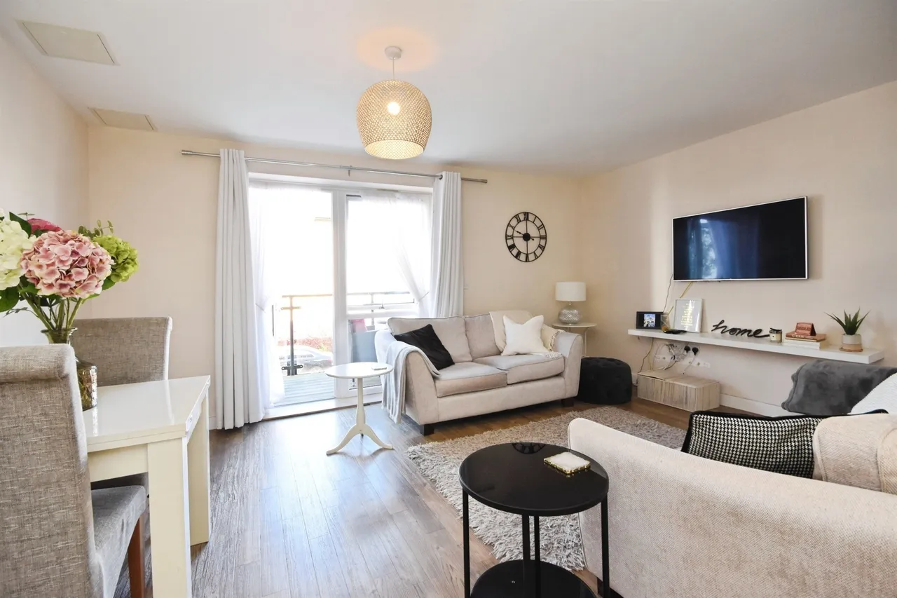 Safflower Lane, Romford, photo 6