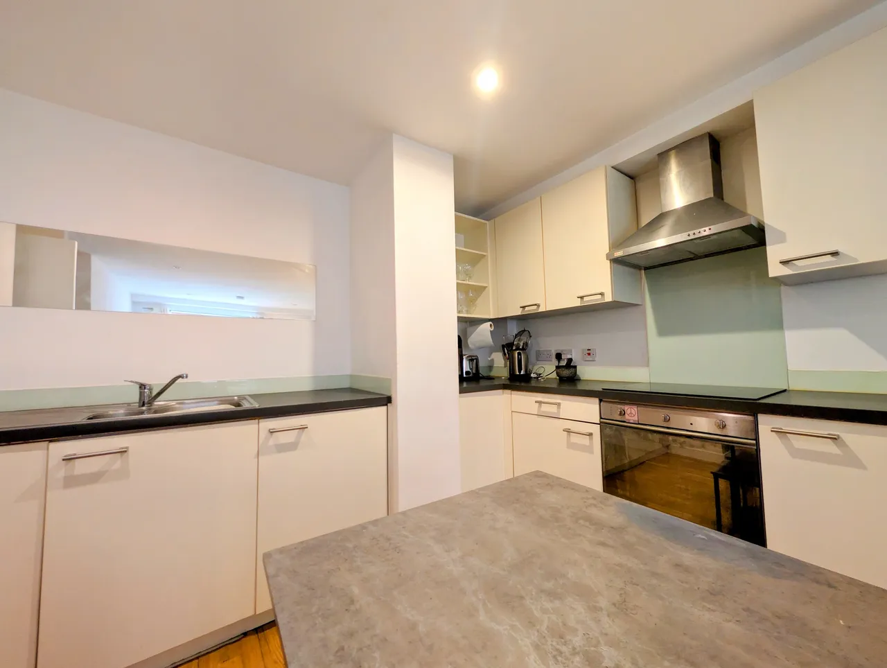 The Base, City Centre, M15, photo 4