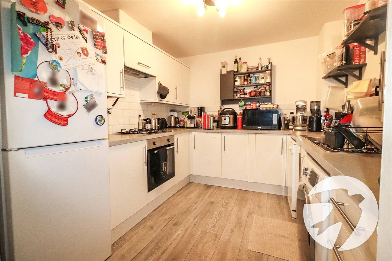 Schooner House, Chichester Wharf, DA8, photo 6