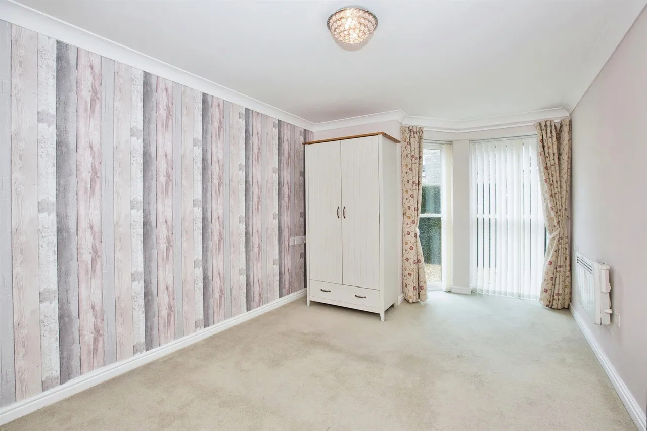 Somerton Road, Street, photo 9