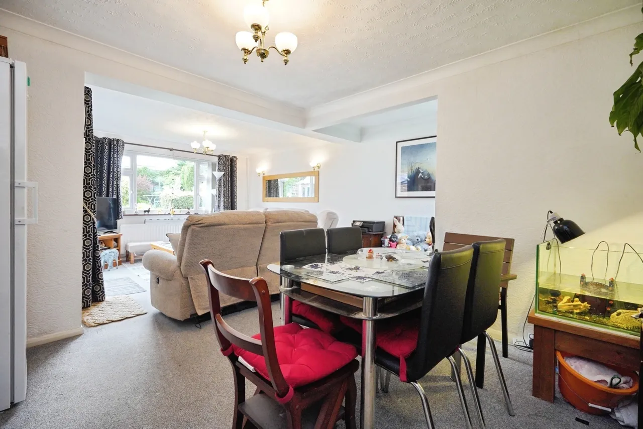 St. Andrews Drive, Burton-on-Trent, DE13, photo 8