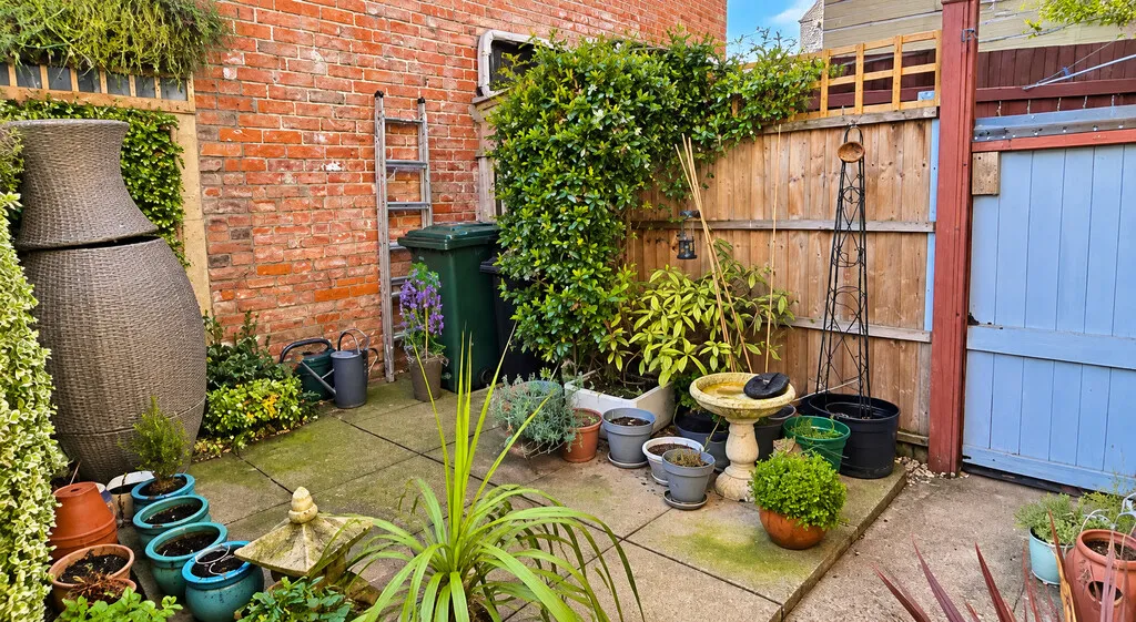 High Street, Repton, photo 8