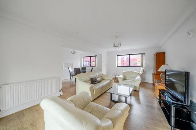 Spencer Close, London, N3, photo 4