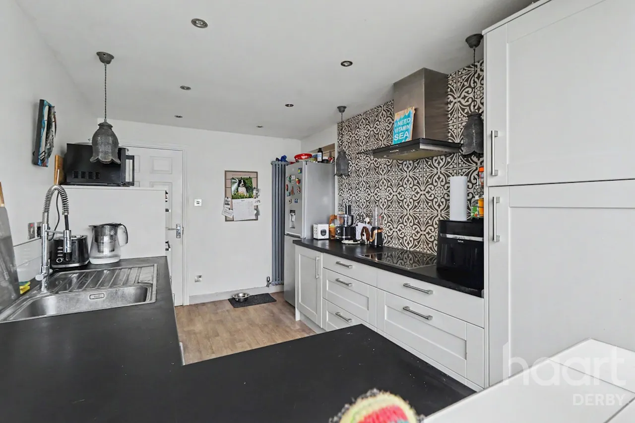 Lows Court, Chellaston, DE73, photo 5