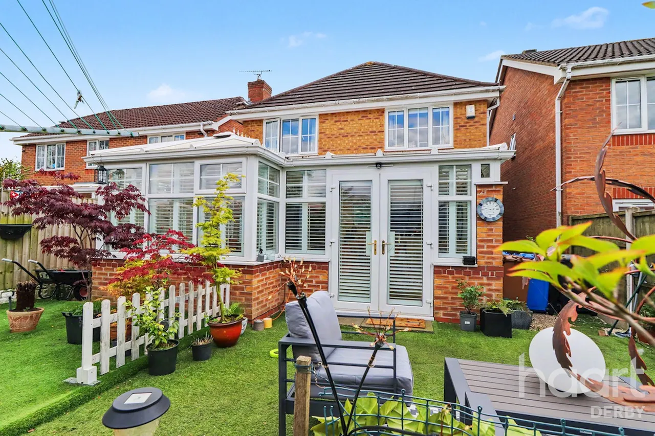 Lows Court, Chellaston, DE73, photo 23