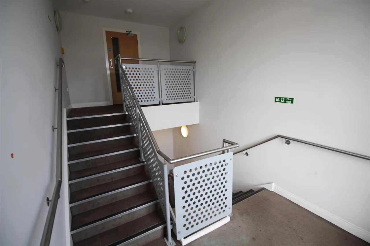 Waterloo Road, Manchester, Lancashire, M8 8BT, photo 2
