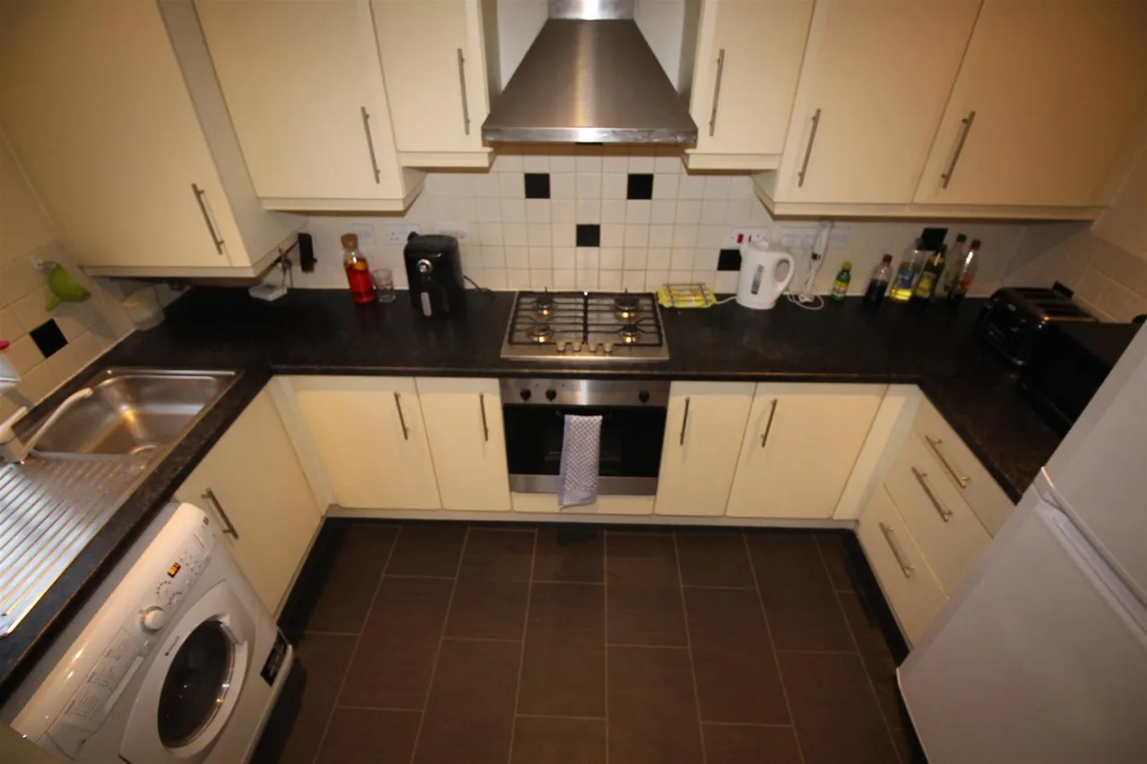 Waterloo Road, Manchester, Lancashire, M8 8BT, photo 8