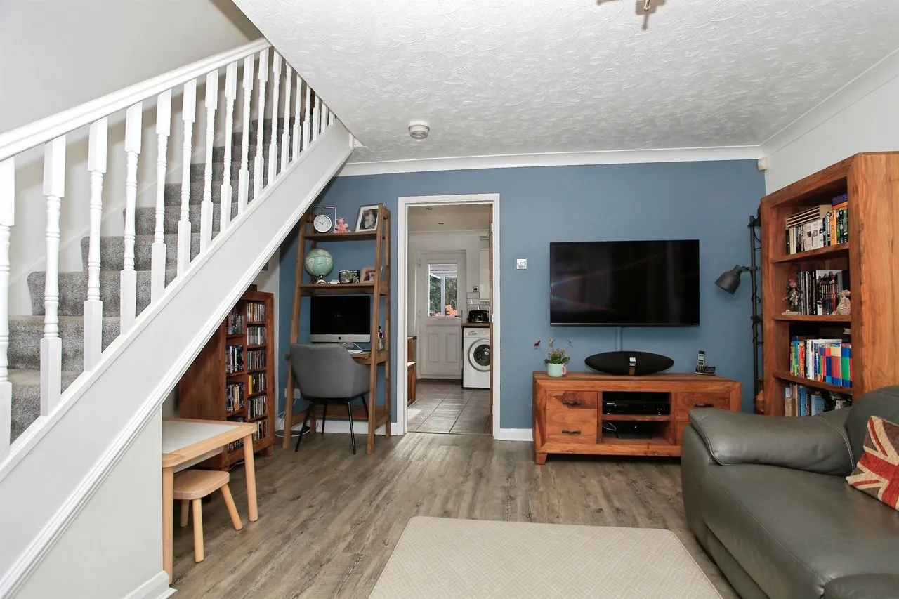 Manor Close, Peterborough, PE6, photo 5