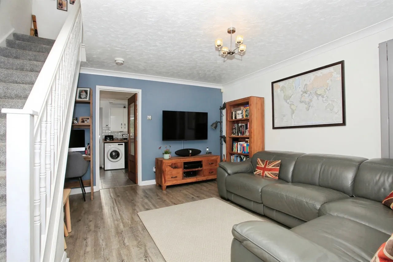 Manor Close, Peterborough, PE6, photo 6