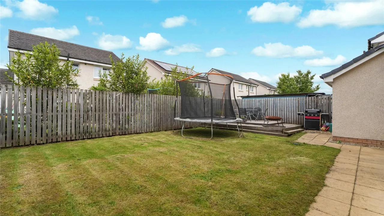 McLeod Road, ALLOA, Clackmannanshire, FK10, photo 16