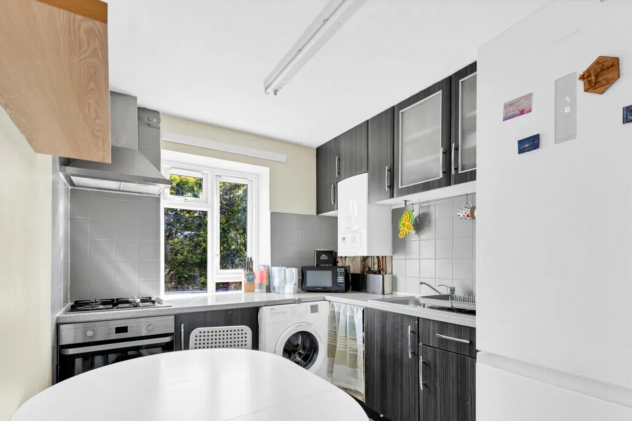 Strongbow Crescent, Eltham, SE9 1DP, photo 4