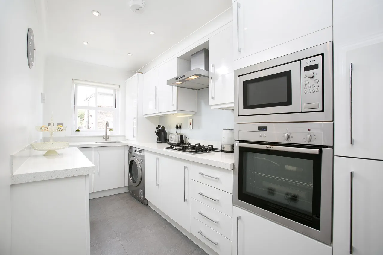 Beauchamp Road, Twickenham, TW1, photo 2