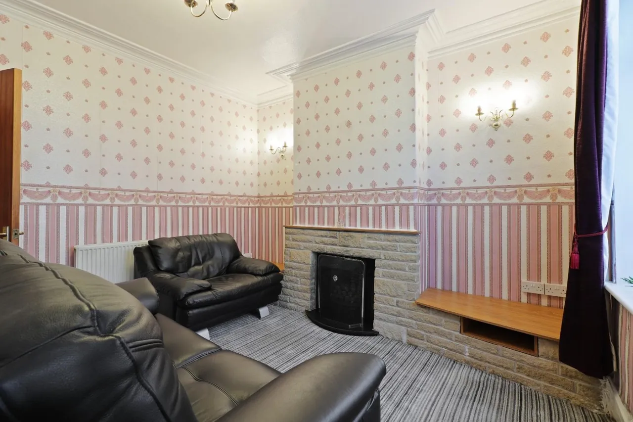 3 bed house for sale — Hawksworth Road, Walkley, Sheffield