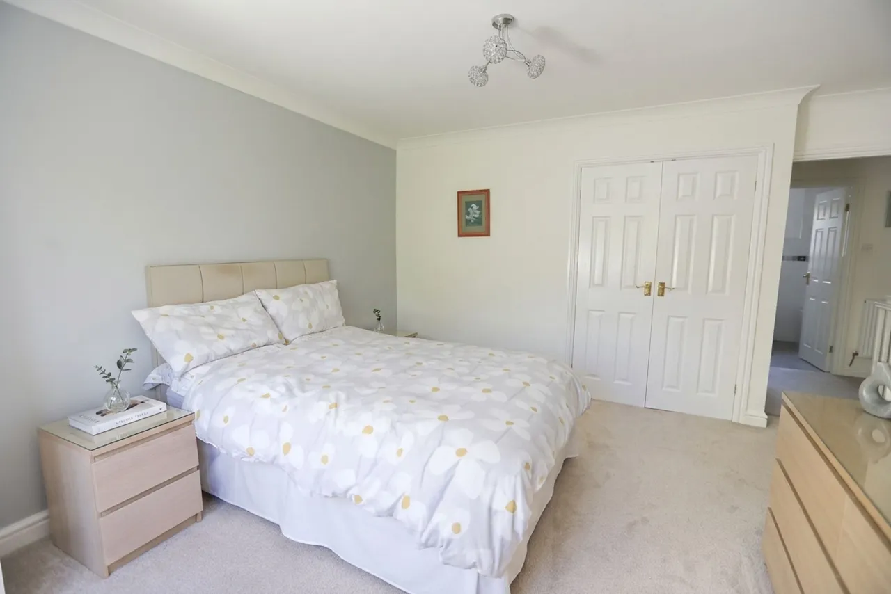 Butterstile Close, Prestwich, M25, photo 14