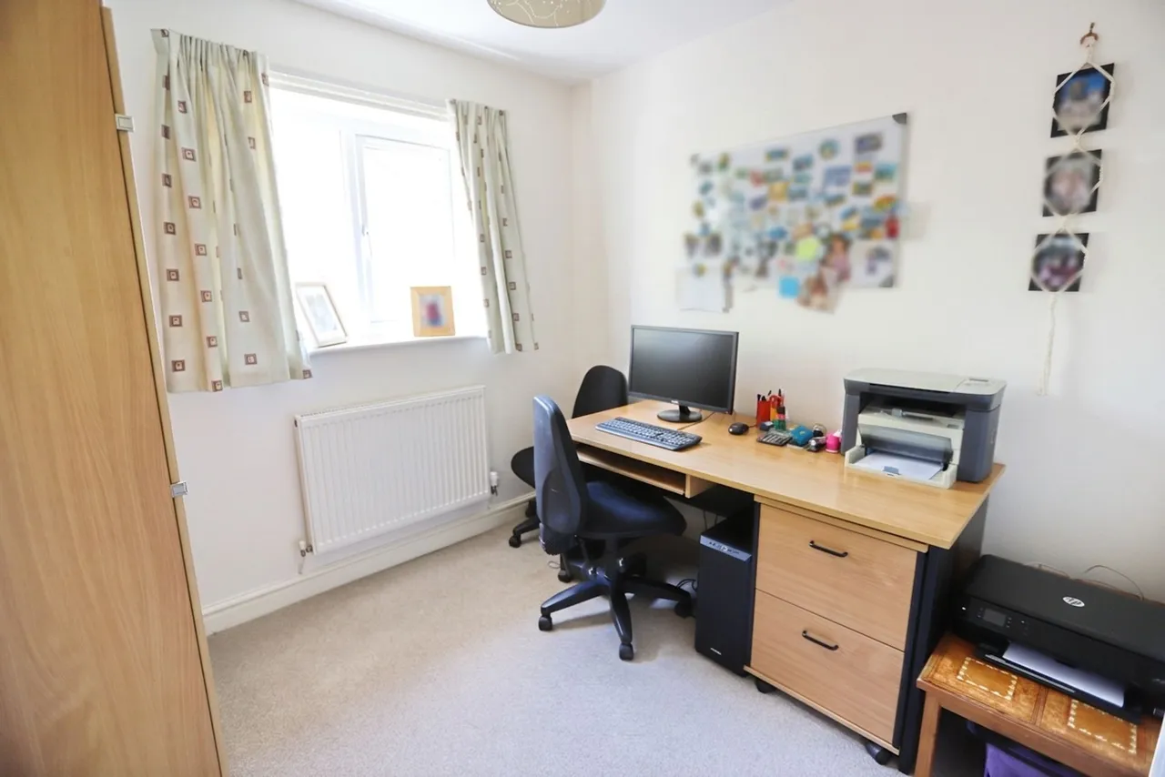 Butterstile Close, Prestwich, M25, photo 19