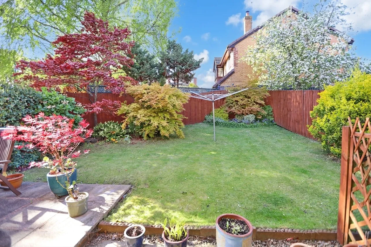 Butterstile Close, Prestwich, M25, photo 22