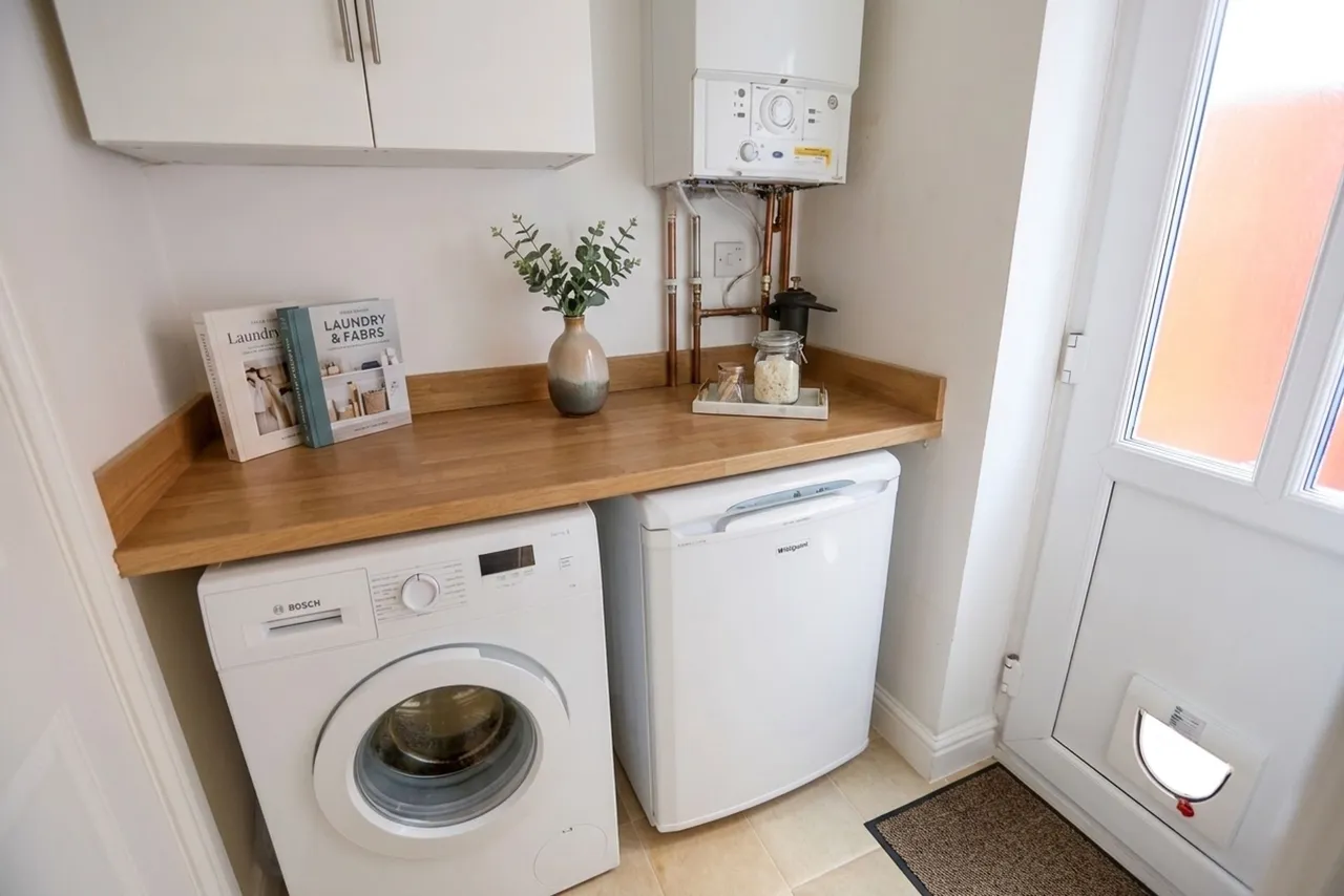 Butterstile Close, Prestwich, M25, photo 10