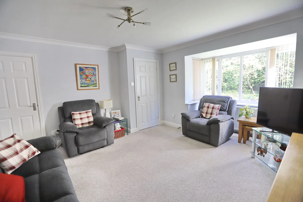 Butterstile Close, Prestwich, M25, photo 3