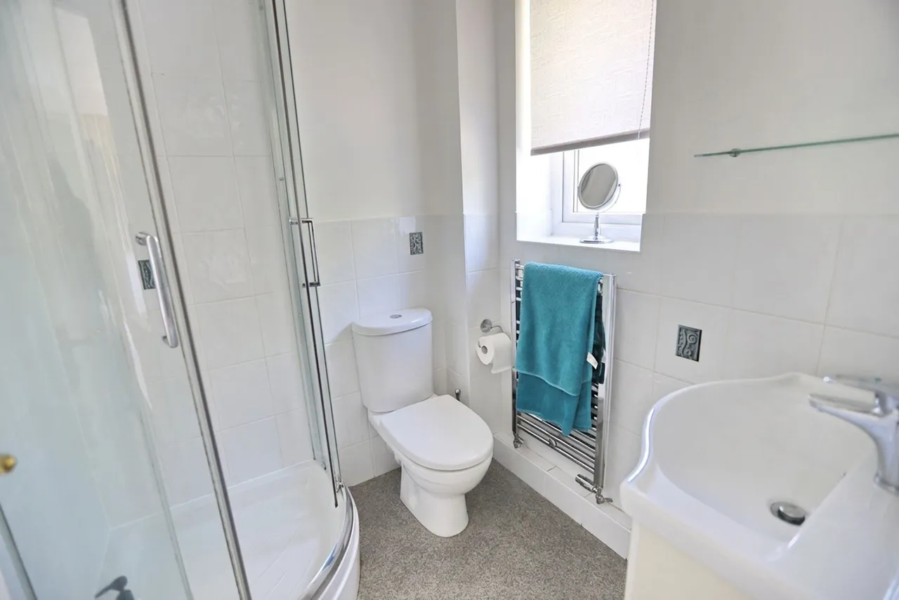 Butterstile Close, Prestwich, M25, photo 16