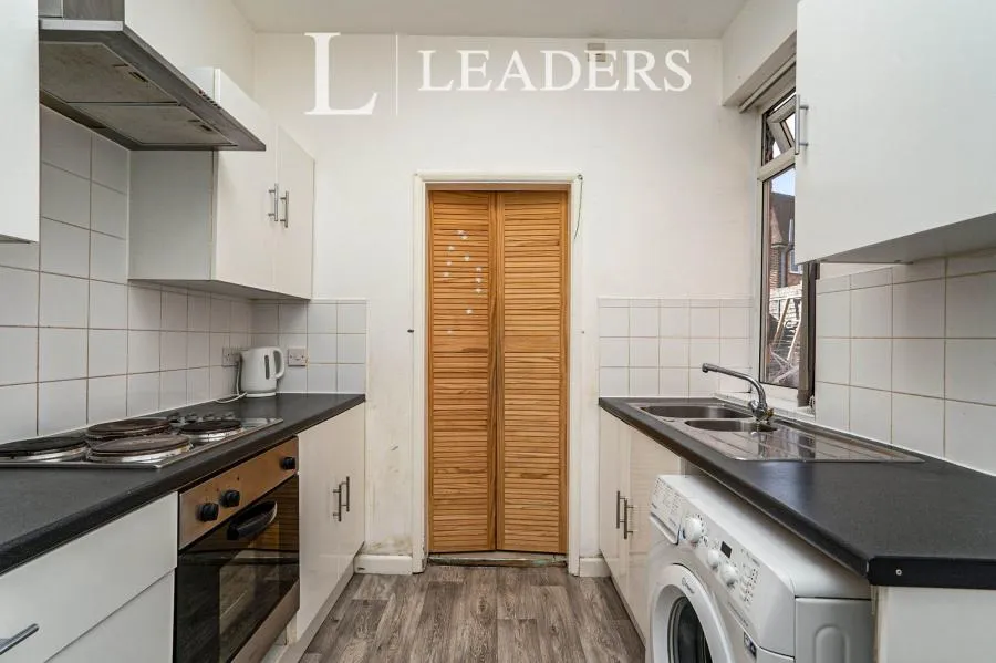 Pool Road, Leicester, LE3, photo 9