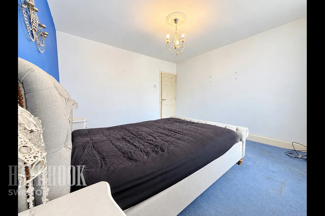 Kilnhurst Road, Rawmarsh, photo 18