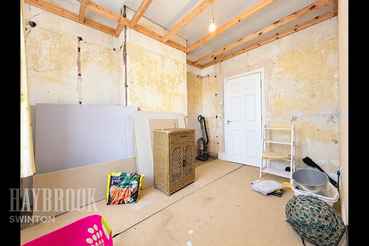 Kilnhurst Road, Rawmarsh, photo 12